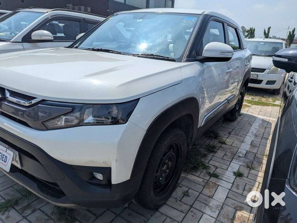 Maruti Suzuki Brezza 1.5 Vxi Smart Hybrid, 2023, Petrol