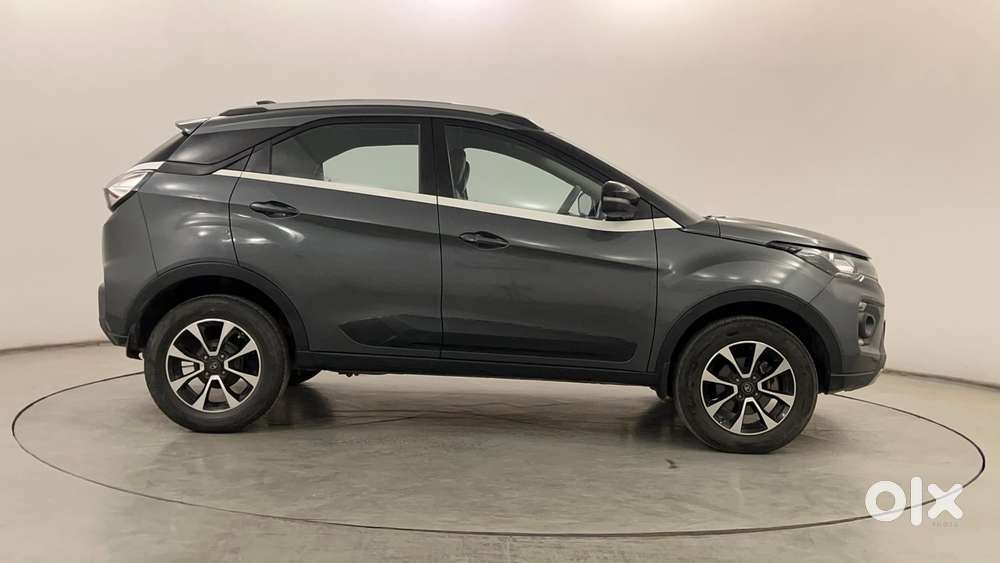 Tata Nexon 1.2 Revotron Xza Plus, 2020, Petrol