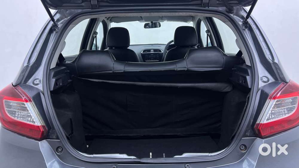 Tata Tiago 1.2 Revotron Xt Option, 2022, Petrol