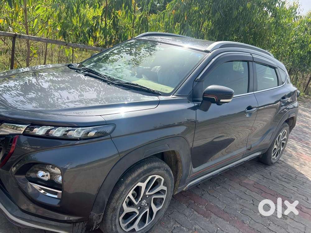 Maruti Suzuki Fronx 2024 Petrol Well Maintained
