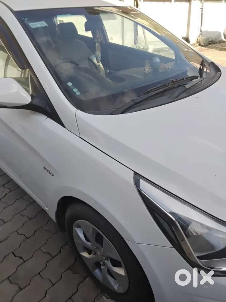 Hyundai Verna, Lady Driven, 40000 Kms