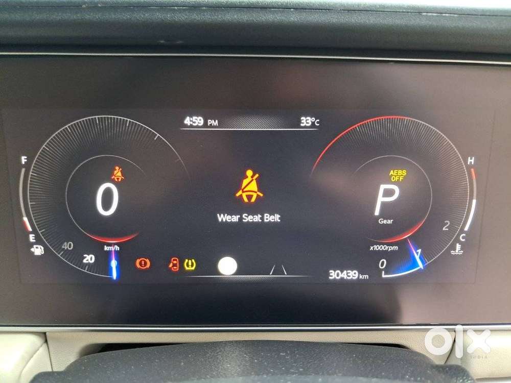 Mahindra Xuv700 2.2 Ax 7 Diesel At Luxury Pack Str, 2024, Diesel