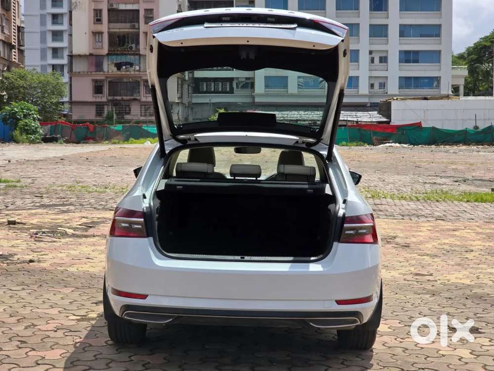 Skoda Superb 2.0 L&k Tsi At, 2021, Petrol