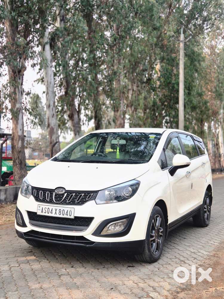 Mahindra Marazzo M6 8str, 2019, Diesel