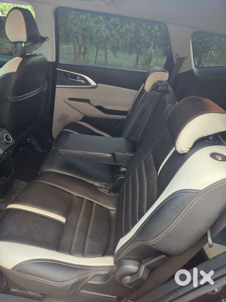 Kia Carens G 1.5 6mt Premium (o) 7-seater, 2024, Petrol