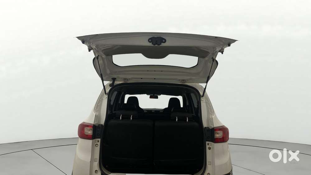 Renault Triber Rxl, 2020, Petrol
