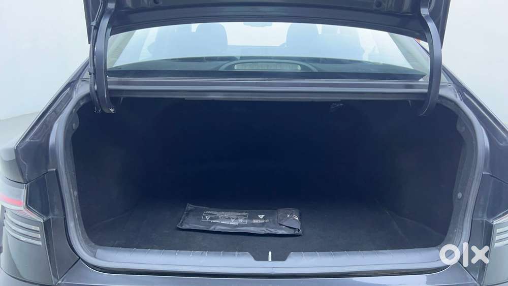 Hyundai Verna 1.5 Sx Turbo Petrol Dct, 2023, Petrol