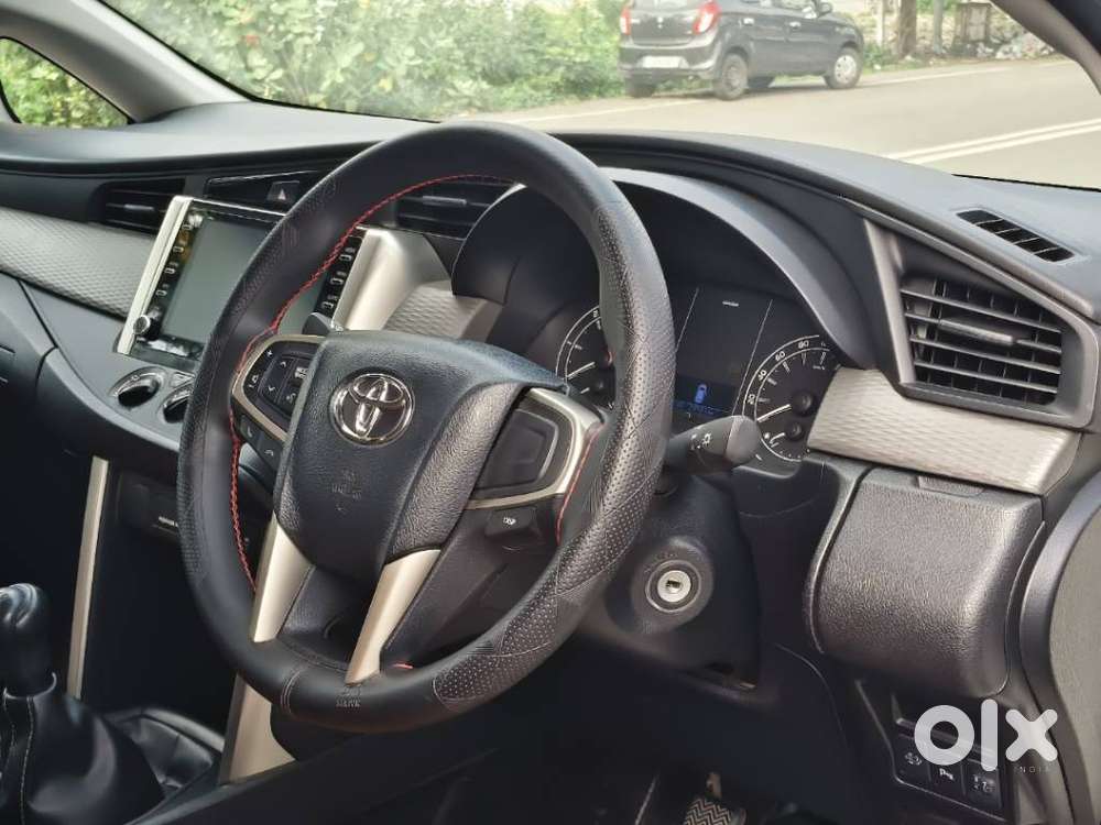 Toyota Innova Crysta 2.4 G Mt 7 Str, 2023, Diesel