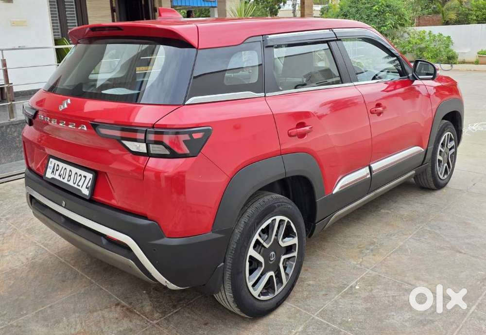 Maruti Suzuki Brezza 1.5 Lxi Cng, 2023, Cng & Hybrids
