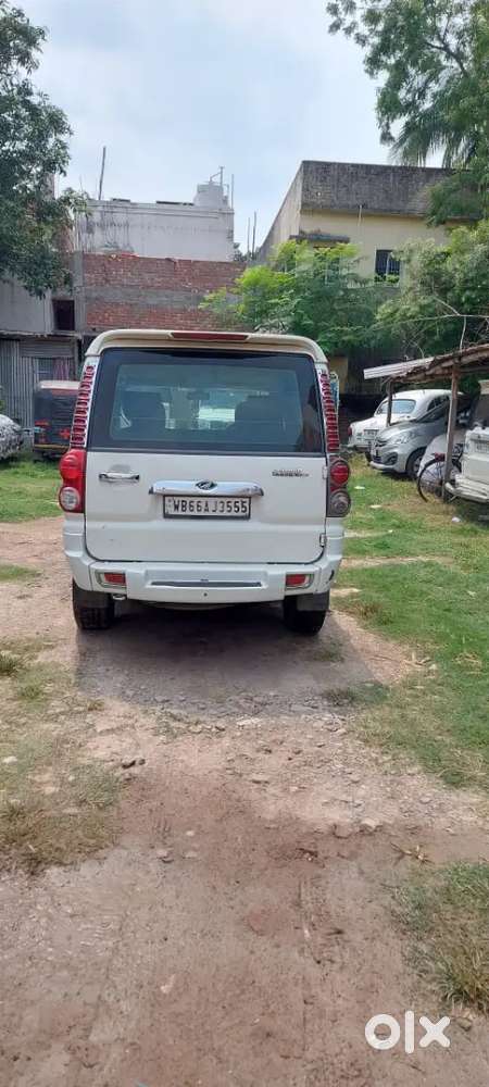 Mahindra Scorpio Classic 2013 Diesel Manual