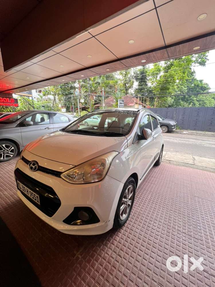 Hyndai Grand I10 Asta 1.2 (o) Top Model  Petrol Manual  Secound User