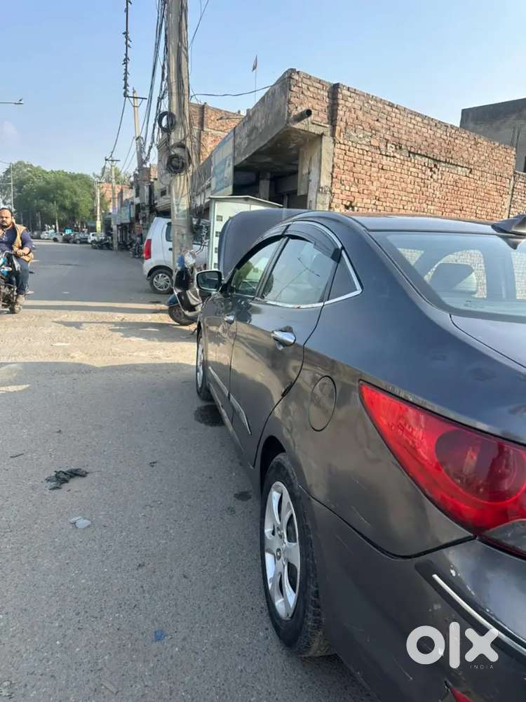 Hyundai Verna 1.6 Sx 2012