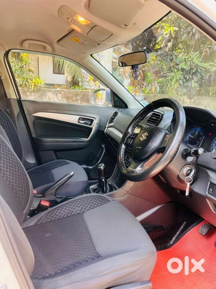 Maruti Suzuki Brezza 2016 Last Month Diesel Well Maintained