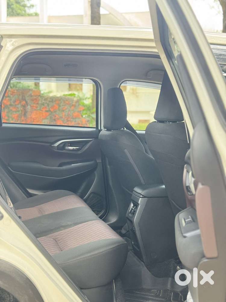 Maruti Suzuki Grand Vitara 1.5 Delta Smart Hybrid, 2024, Petrol