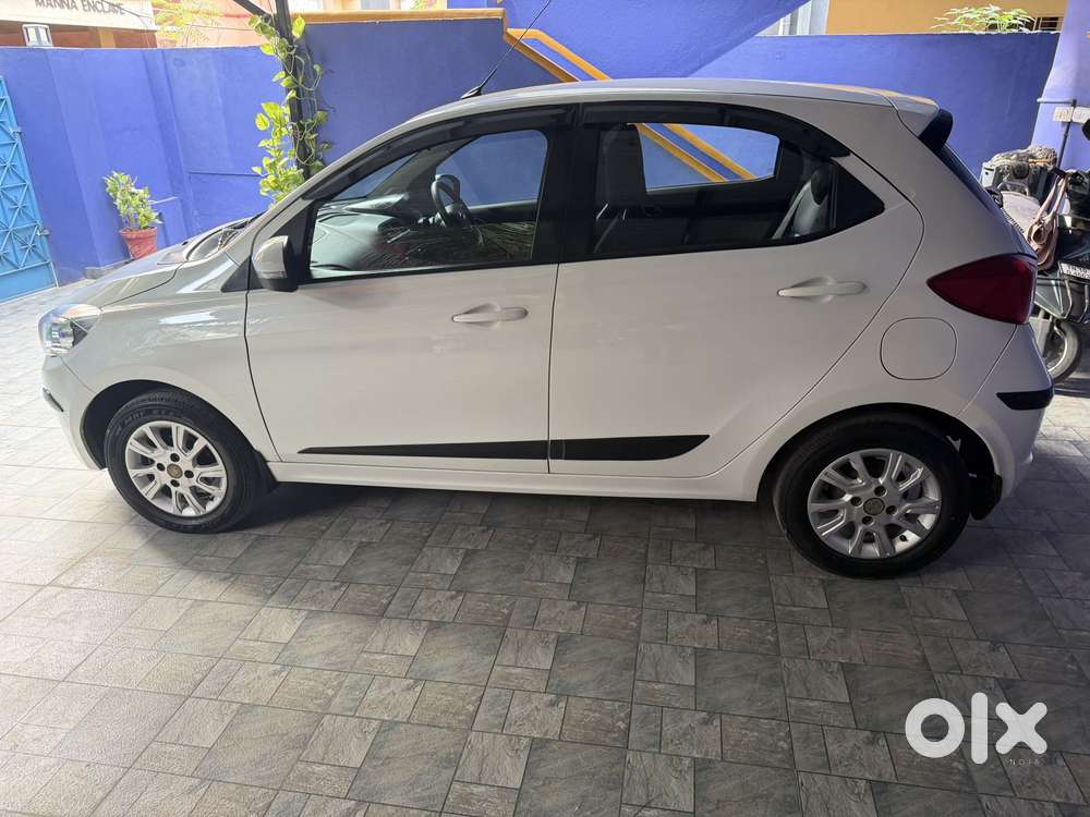 Tata Tiago 1.2 Revotron Xza Plus Amt, 2018, Petrol