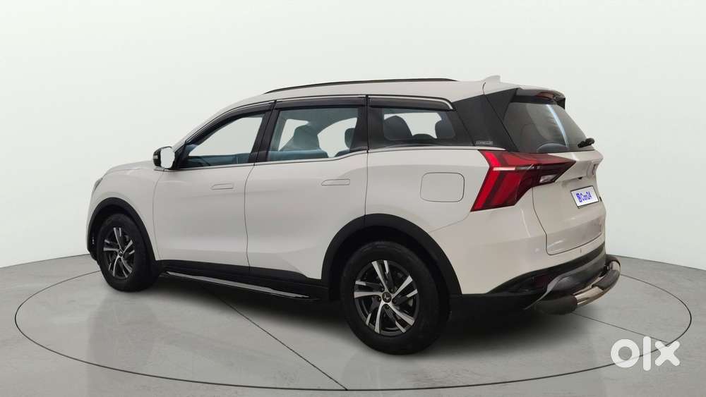 Mahindra Xuv700 2.2 Ax 5 Diesel At 7 Str, 2022, Diesel