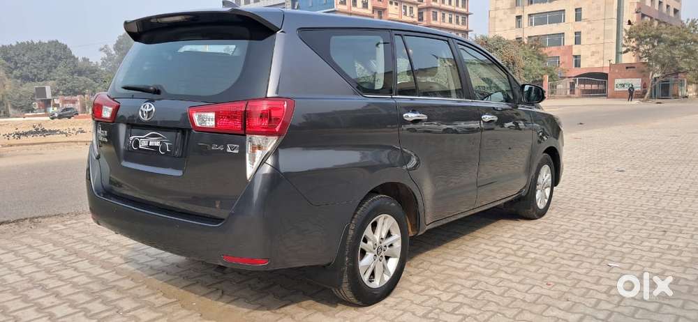 Toyota Innova Crysta 2.4 V 7 Str, 2018, Diesel