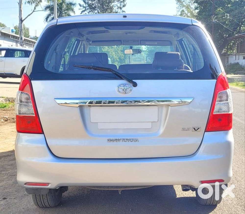 Toyota Innova 2004-2011 2.5 V Diesel 7-seater, 2012, Diesel