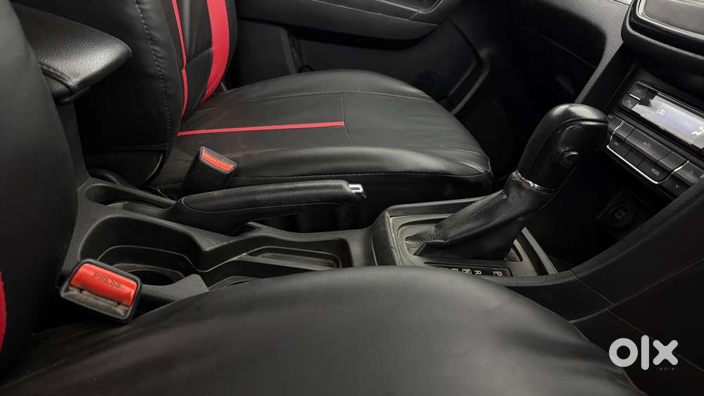 Maruti Suzuki Vitara Brezza 1.5 Zxi Plus At, 2022, Petrol