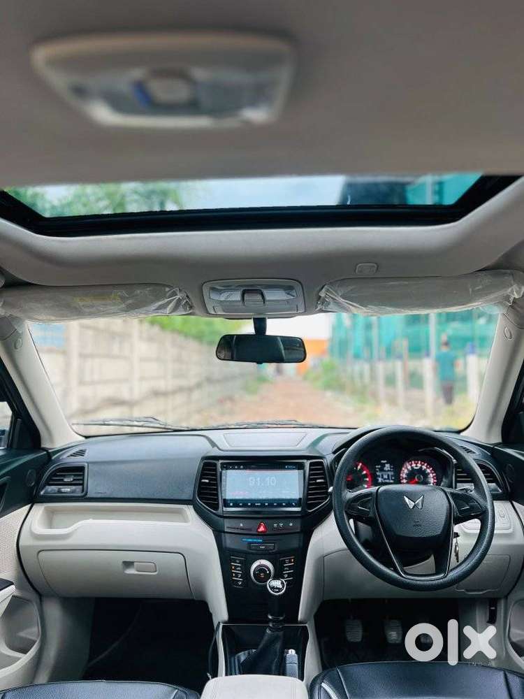 Mahindra Xuv300 W4, 2024, Petrol