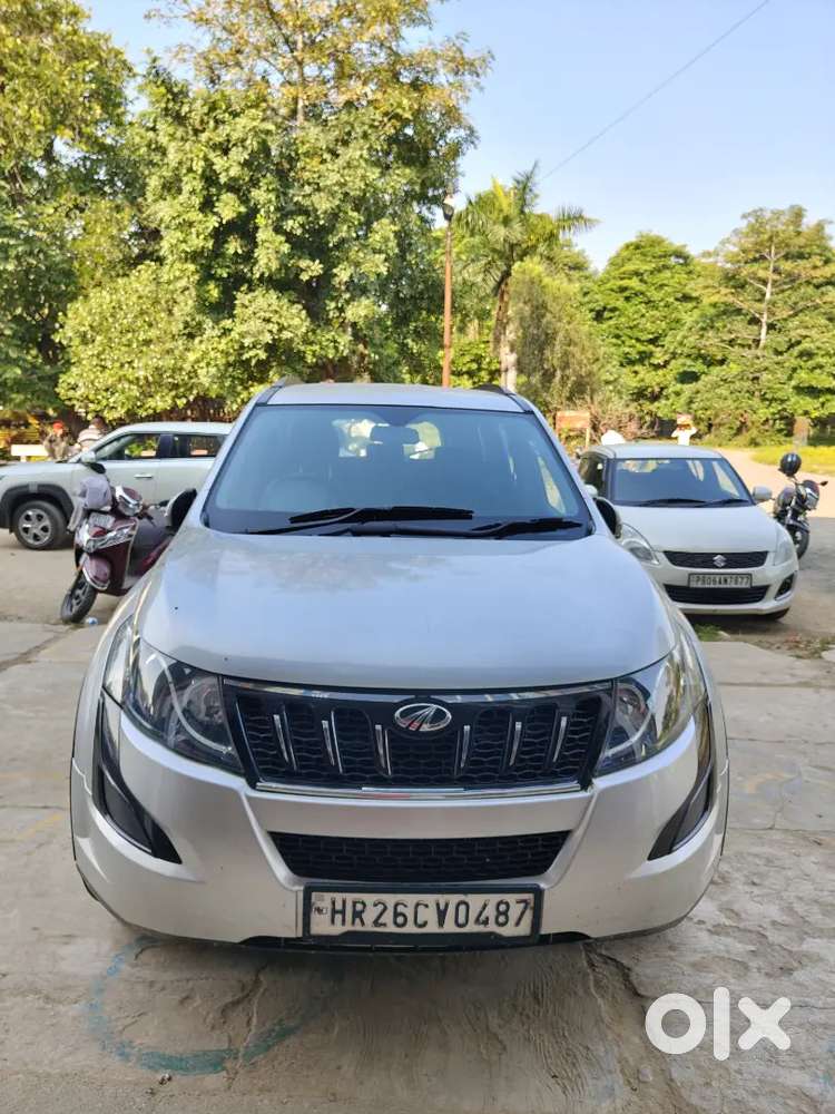 Mahindra Xuv500 2017 Diesel 70000 Km Driven