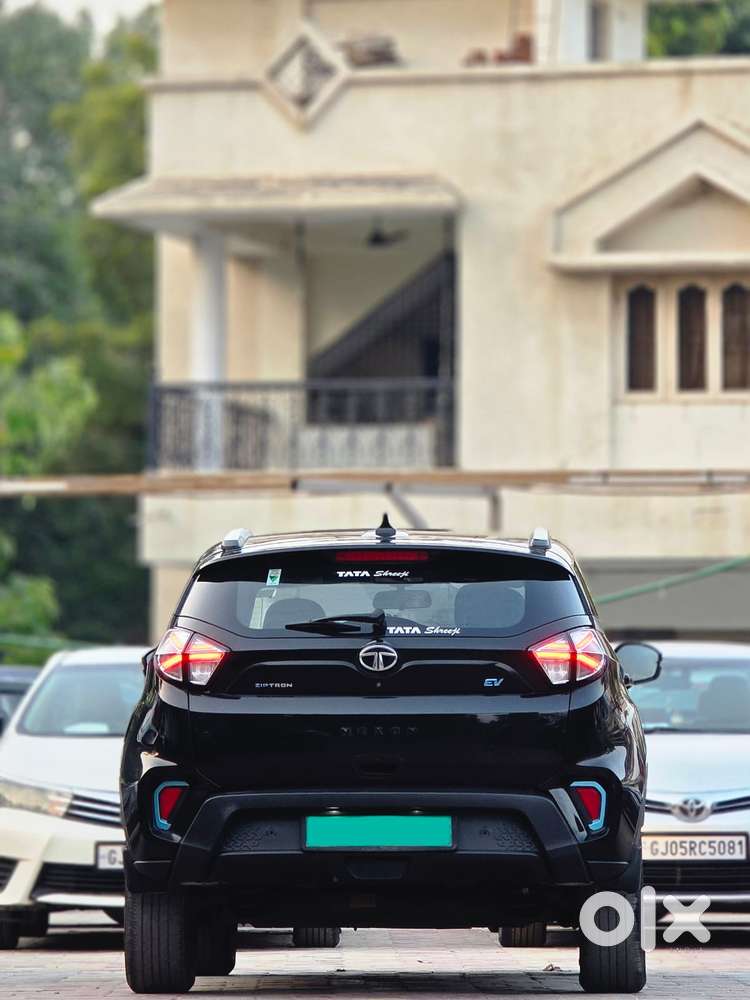 Tata Nexon Ev Xz Plus Dark Edition, 2022, Electric