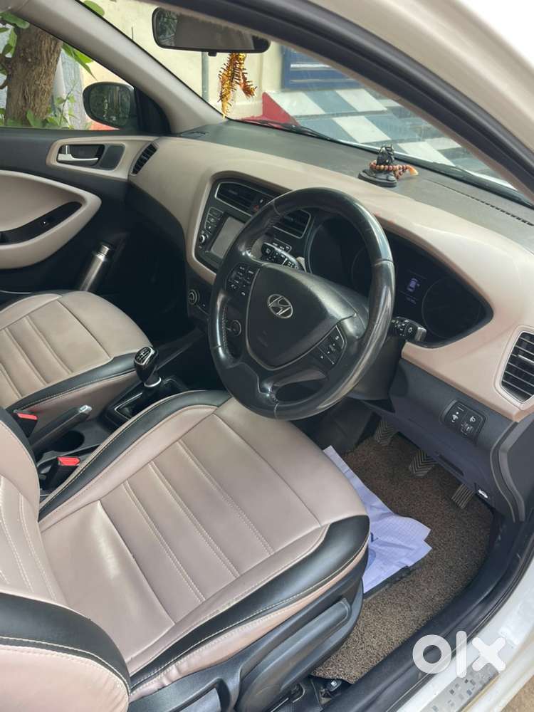 Hyundai I20 2018 Diesel 100000 Km Driven