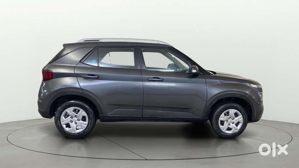 Hyundai Venue 1.2 S Plus, 2021, Petrol