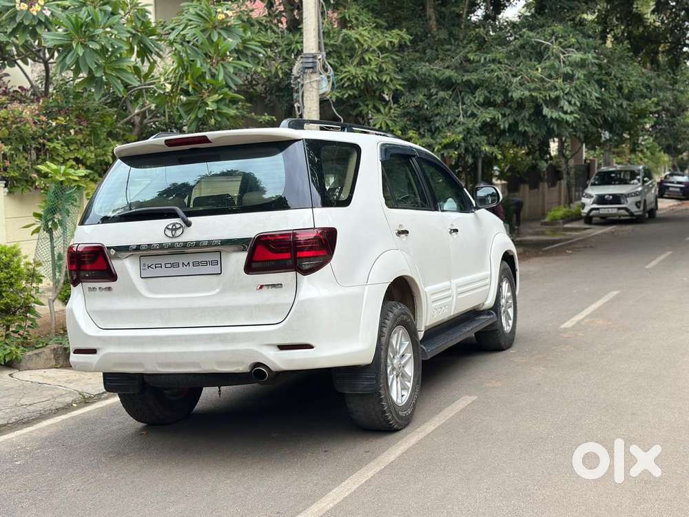 Toyota Fortuner 3.0 4x4 Manual, 2011, Diesel