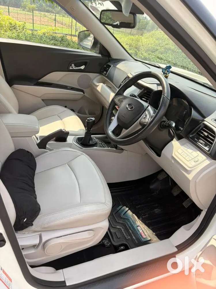 Mahindra Xuv300 2022 Petrol 35000 Km Driven