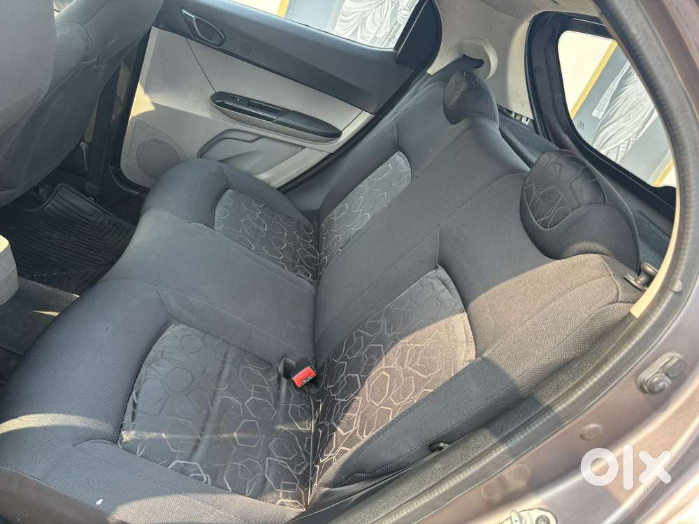 Tata Tiago, 2017, Petrol