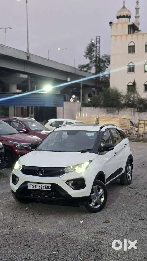 Tata Nexon Xm (s) 2021 Petrol  85k Km  Strong Build Suv  Negotiable