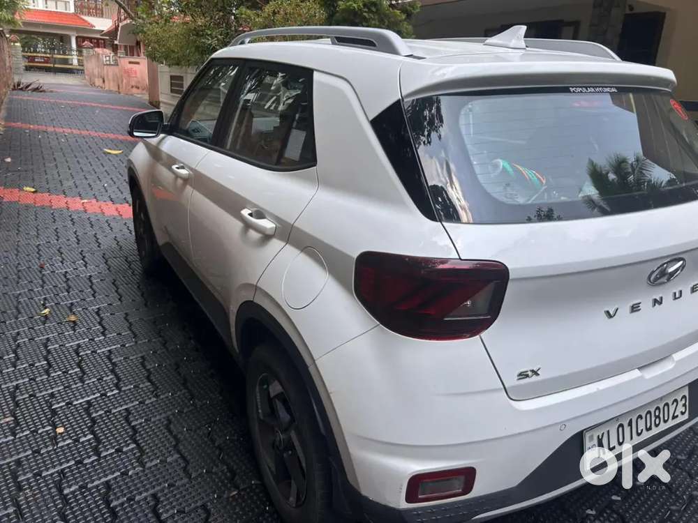 Hyundai Venue 2020 Petrol Good Condition