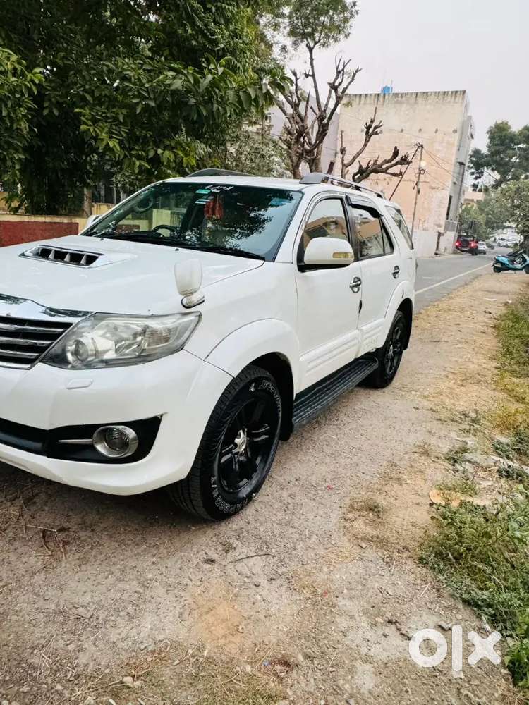 Toyota Fortuner Diesel 2015