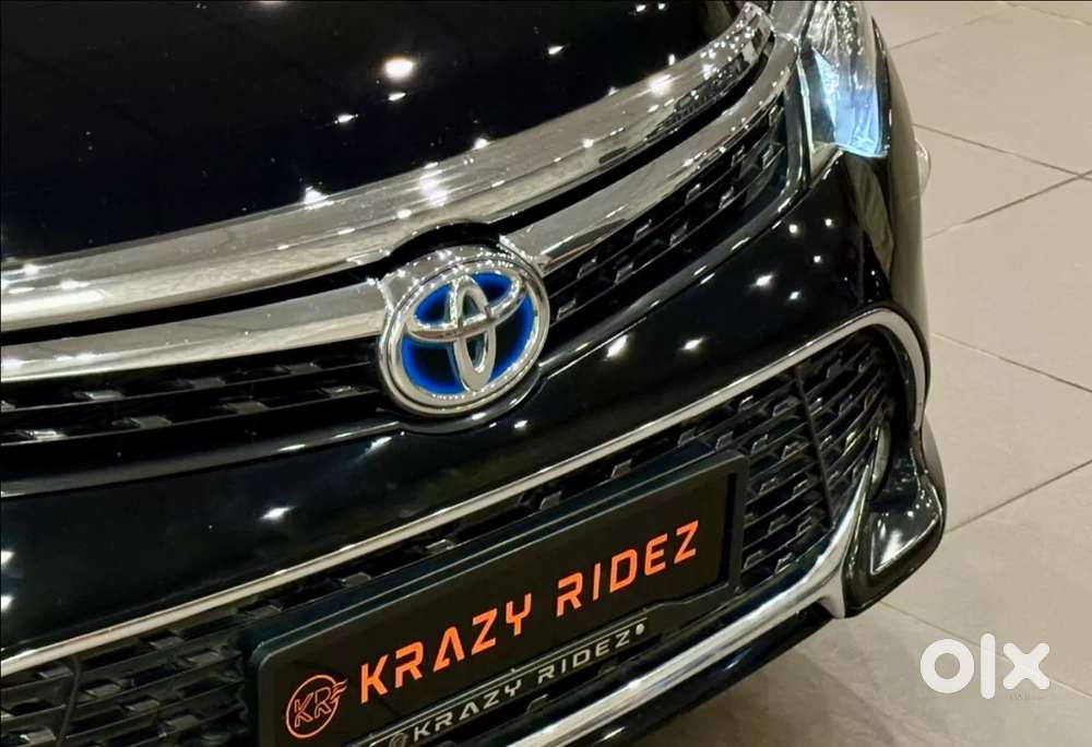Toyota Camry Hybrid, 2018, Petrol