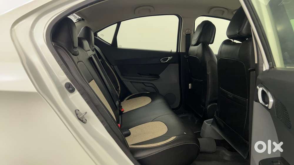 Tata Tigor Xza, 2018, Petrol