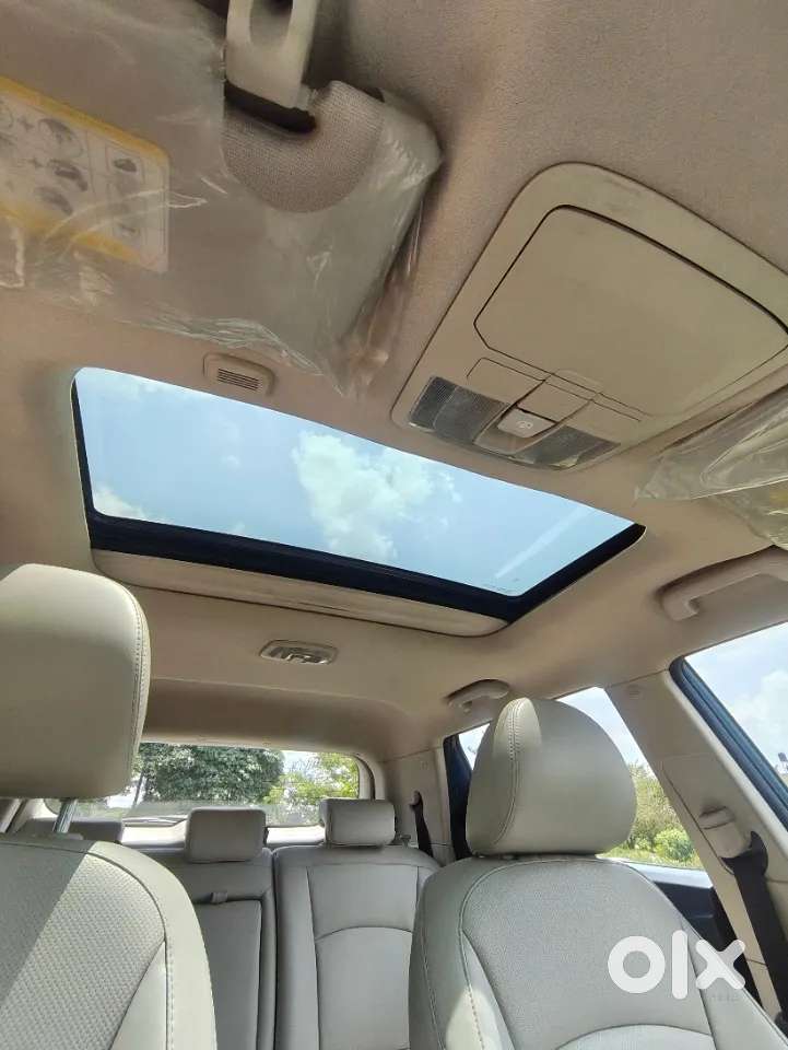 Mahindra Xuv300 W8 (o) 1.5 Diesel Amt, 2022, Diesel