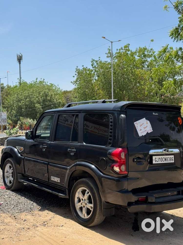 Mahindra Scorpio 2018 Diesel Well Maintained