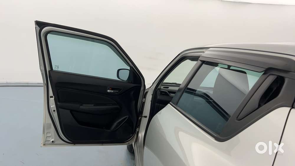 Maruti Suzuki Swift Vvt Vxi, 2018, Petrol