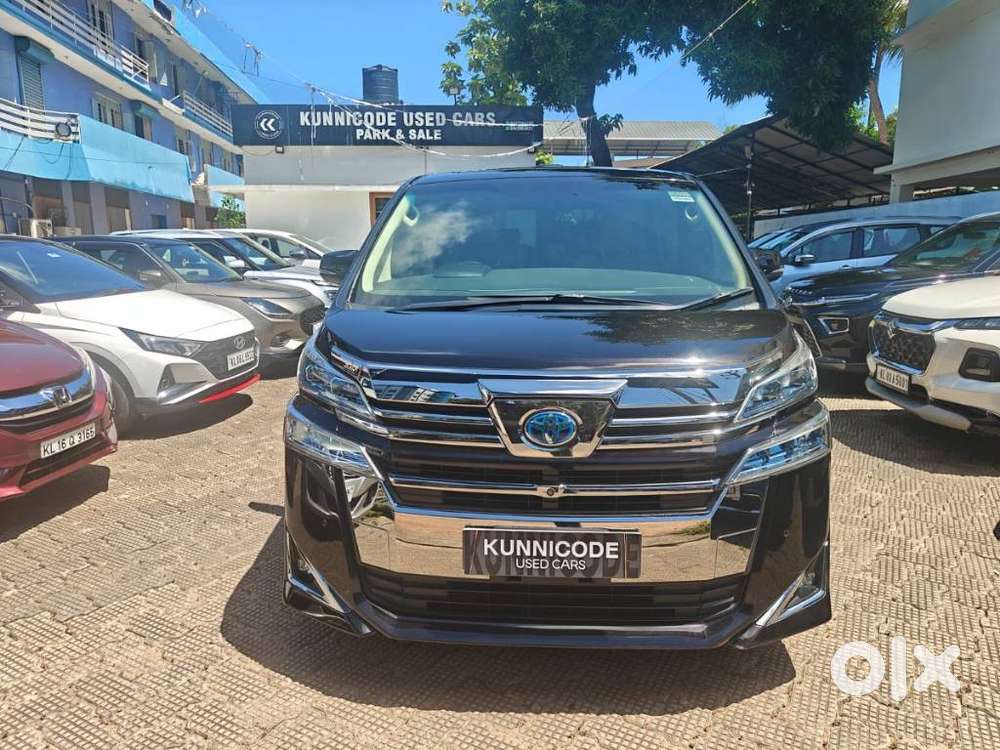 Toyota Vellfire Vip – Executive Lounge, 2022, Petrol