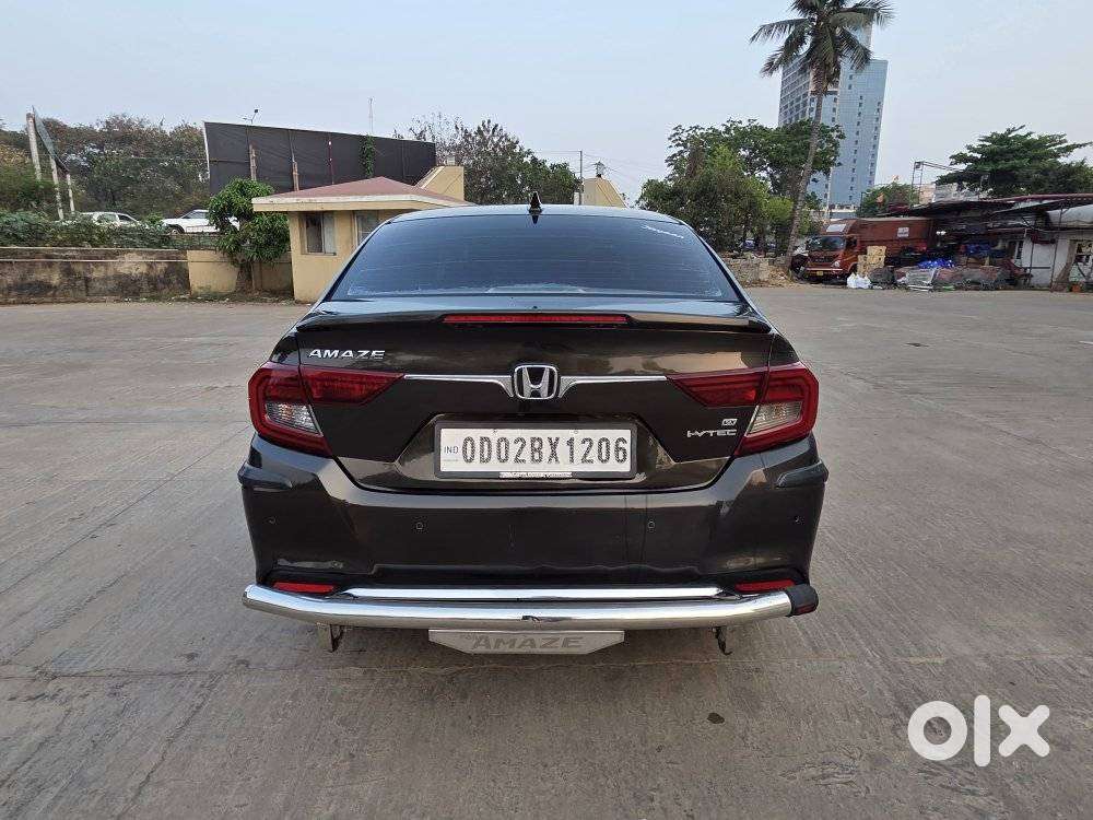 Honda Amaze 2nd Gen Vx, 2022, Petrol