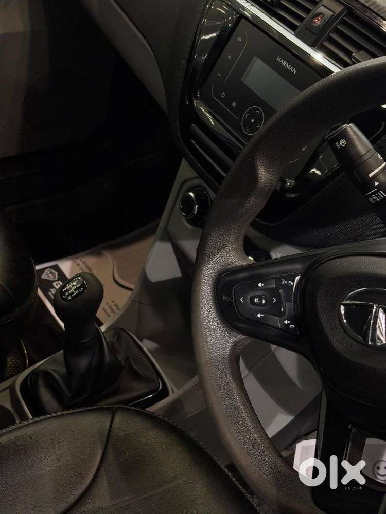 Tata Tiago 1.2 Revotron Xt Rhythm, 2022, Petrol