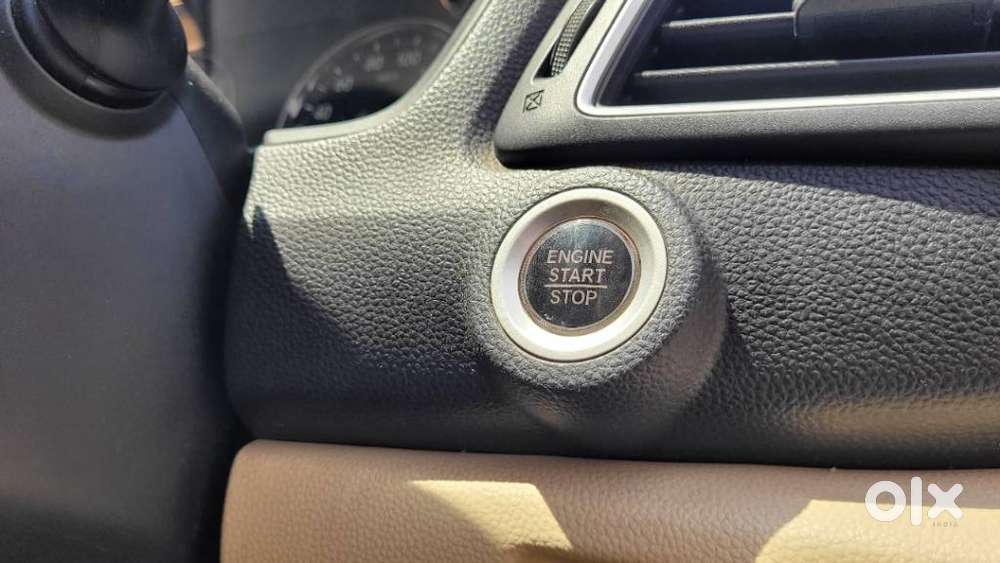 Honda Amaze, 2023, Petrol