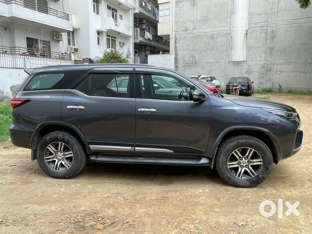 Toyota Fortuner 4x2 At 2.8 Diesel, 2022, Diesel