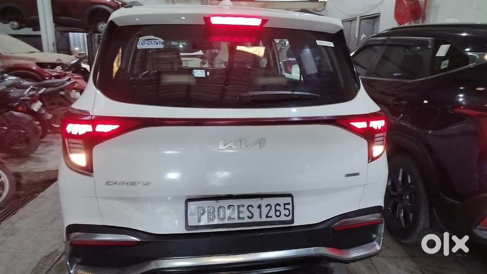 Kia Carens 1.4 Luxury 2023