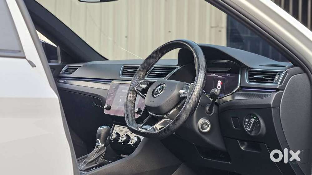 Skoda Superb 2.0 Sportline Tsi At, 2021