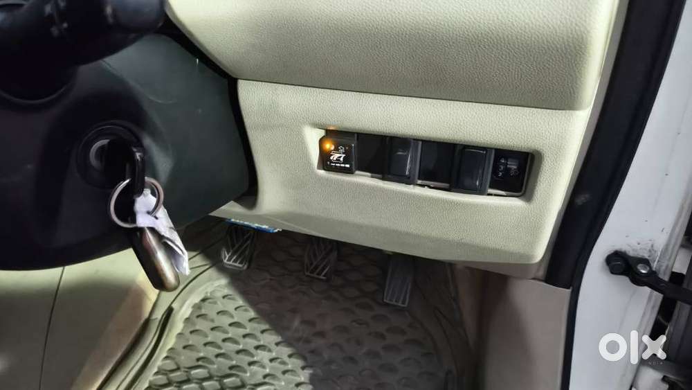 Maruti Suzuki Swift Dzire, 2017, Cng & Hybrids