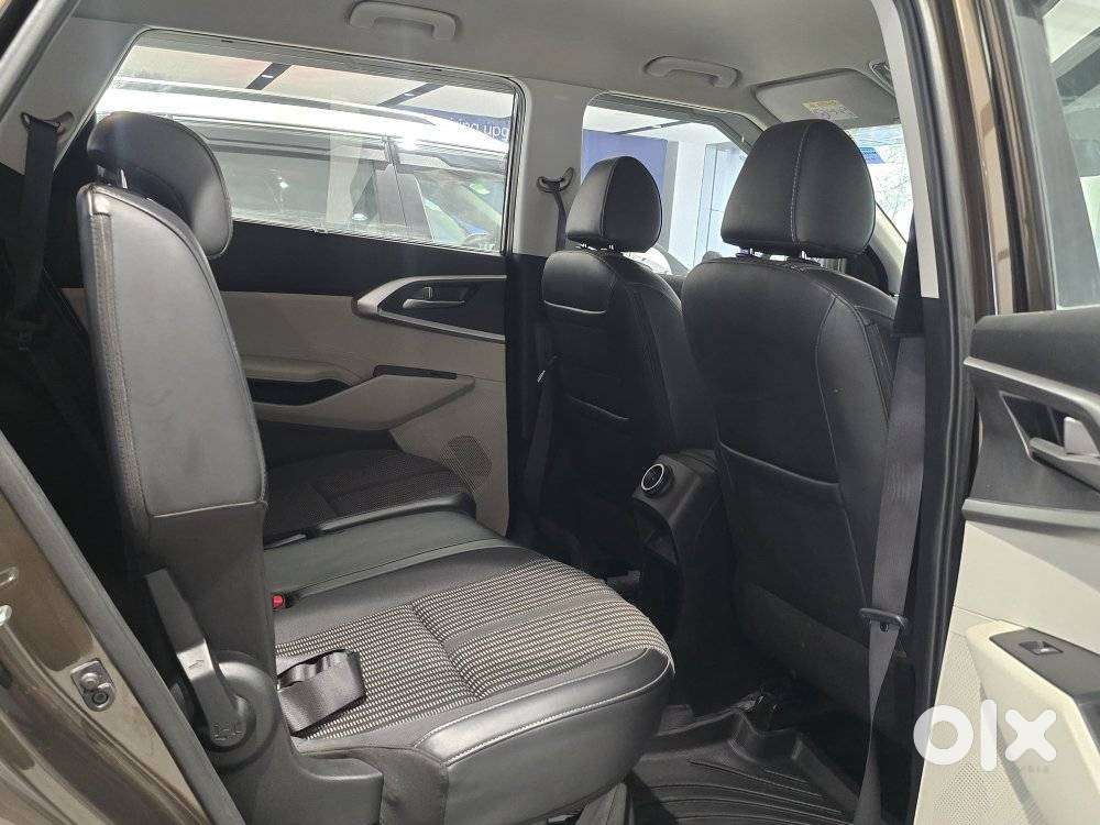 Kia Carens 1.4 Prestige Plus Turbo 7 Str, 2023, Petrol