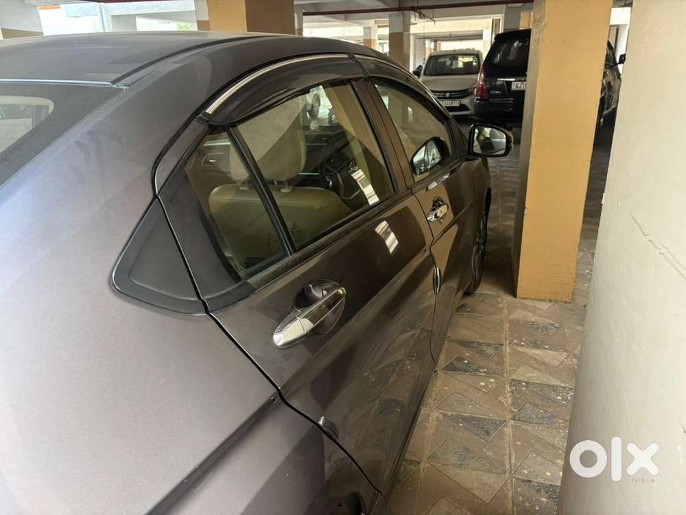 Honda City V Cvt Cng 2018