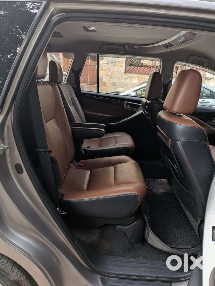 Toyota Innova Crysta [2020-ongoing] 2.7 Zx At 7 Str, 2019, Petrol